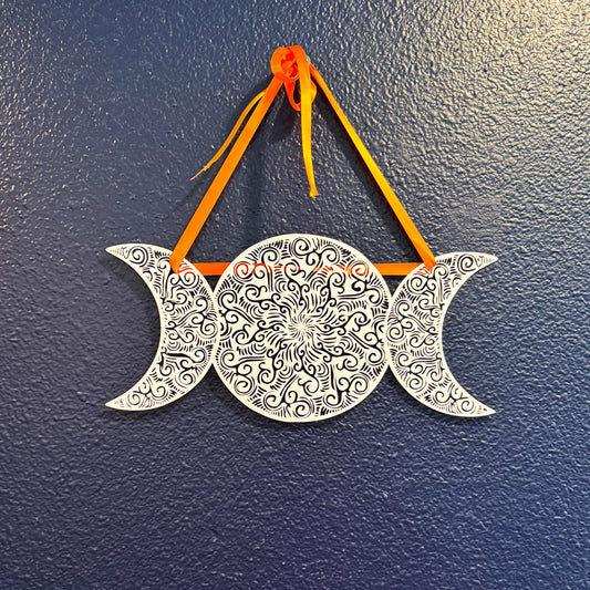 Triple Moon Winds